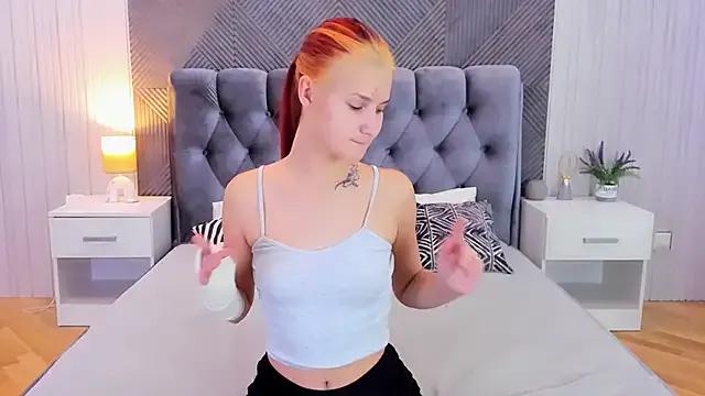 NightOpal from StripChat is Freechat