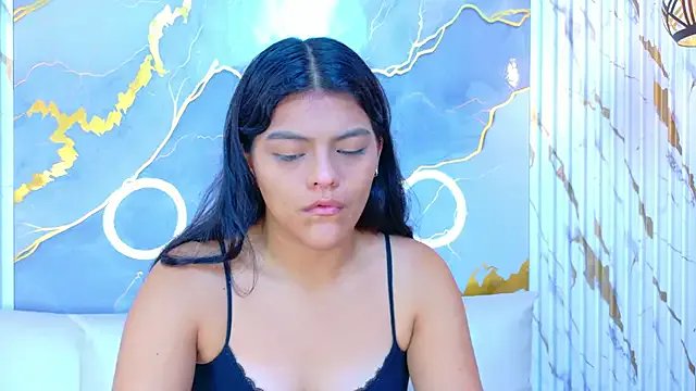 NIKIBUNNY on StripChat 