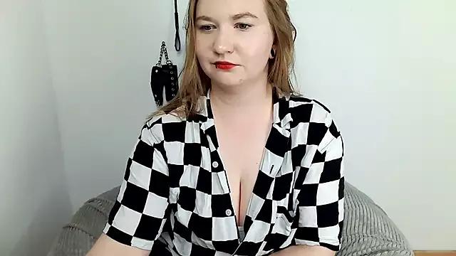 NikkiTease from StripChat is Freechat