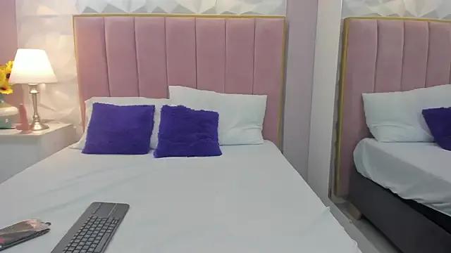 Nina_young_ from StripChat is Freechat