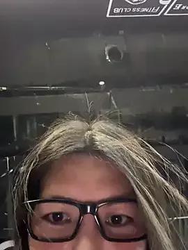 Ninazhang from StripChat