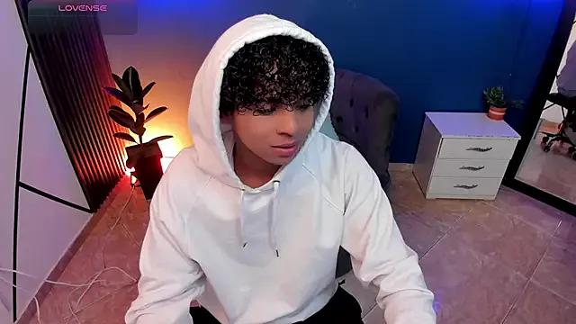 Noah_Smith04 from StripChat is Freechat