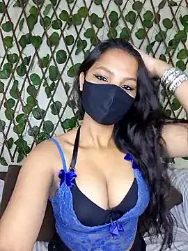 Noor-Bold from StripChat