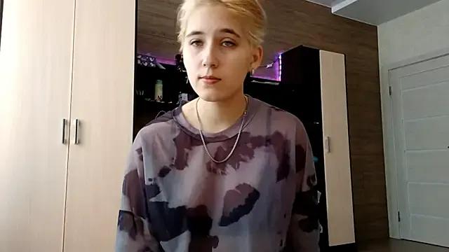 Noramenfield from StripChat is Freechat