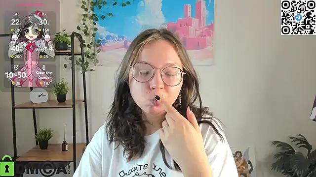 Nuura_Moore from StripChat is Freechat