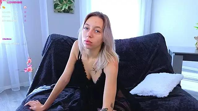 NyxaThorn from StripChat is Freechat