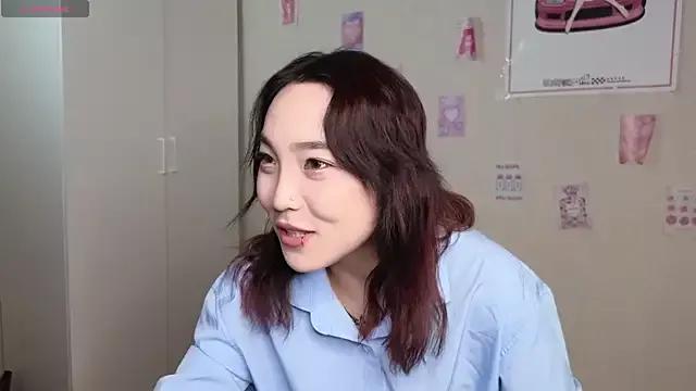 OdetteBiddy from StripChat is Freechat