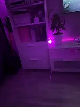 Oksiandfray from StripChat is Freechat