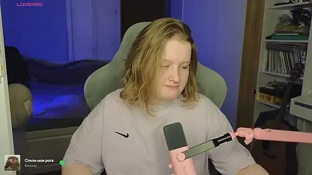 OliviaBlade from StripChat is Freechat