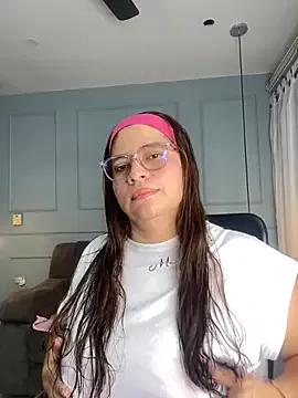 Orianabluee_ from StripChat is Freechat