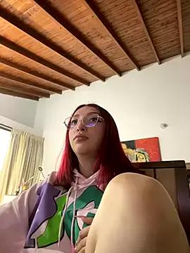 Paulina-Wells from StripChat is Freechat