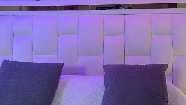 paulina_cano from StripChat is Freechat