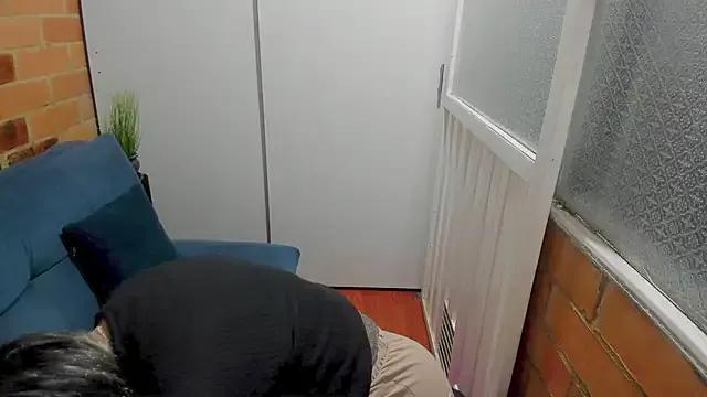 Penelope47 from StripChat