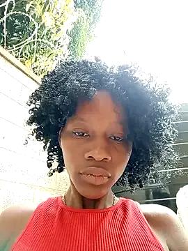 Petite_li from StripChat is Freechat