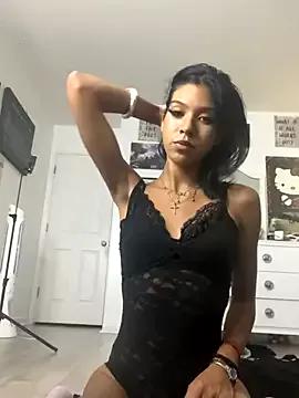 petitelatinateen from StripChat is Freechat