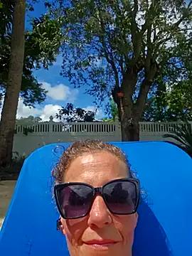 PhynneNicole from StripChat is Freechat