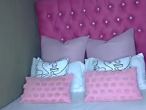 PINK_DOLL99 from StripChat is Freechat