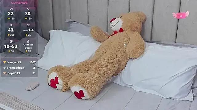 Find your cherished anal broadcaster match with our advanced interactive search and filtering options, allowing you to tailor-make your live event desires.