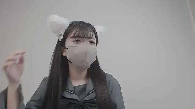 Pome_18_cute from StripChat is Freechat