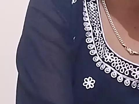 Pooja_queen003 from StripChat is Freechat