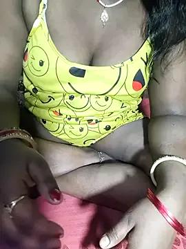 POOJALOVEHOT from StripChat is Freechat