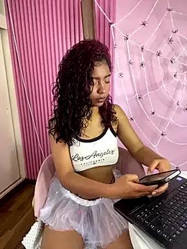 PrettyTiana_ from StripChat is Freechat