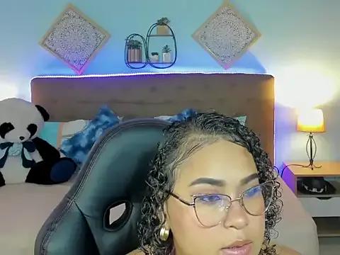 Prettyy_zoe from StripChat is Freechat