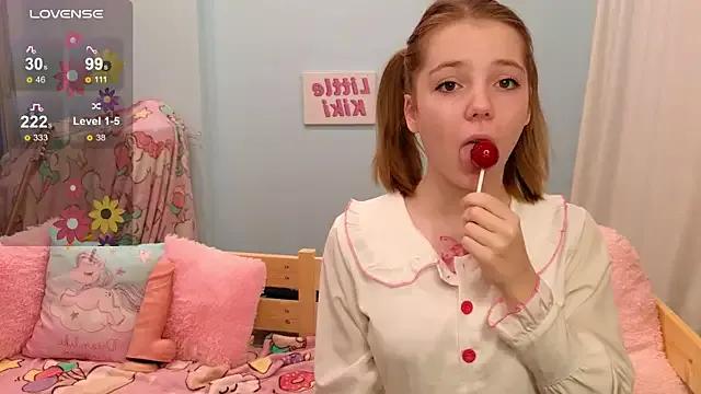 PrincessLittleKiki from StripChat is Freechat