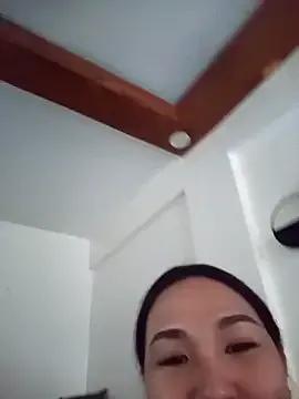 ProserfinaLopez from StripChat is Freechat