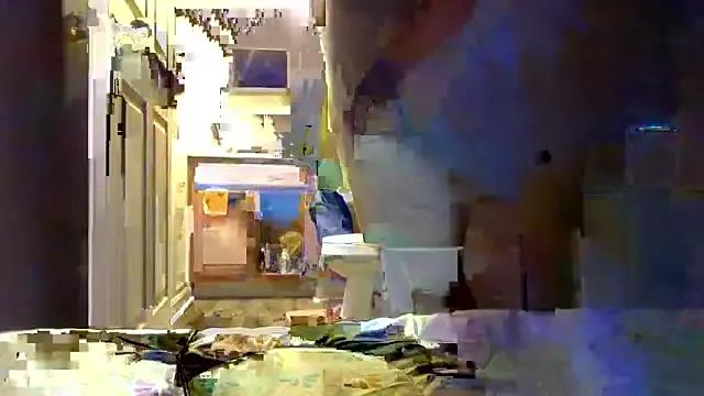 QueenDim3 from StripChat