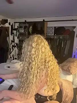 queenkelly1234 from StripChat is Freechat