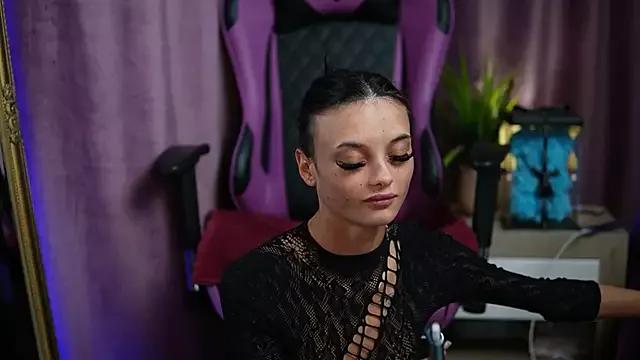 RachelRave from StripChat is Freechat