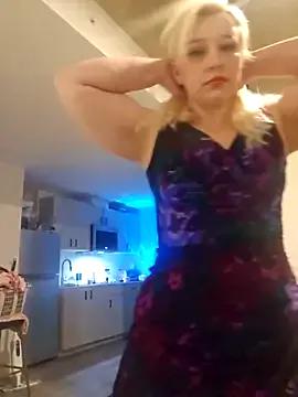 RaisingDaisy from StripChat is Freechat