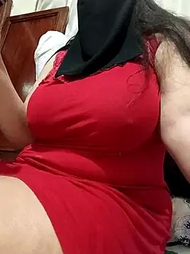 Ranya-50 from StripChat is Freechat