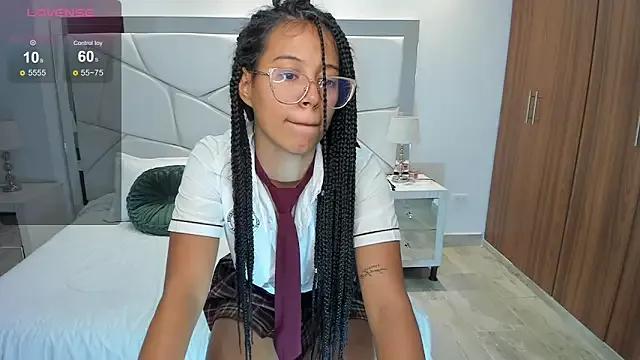 raven_stonee from StripChat is Freechat