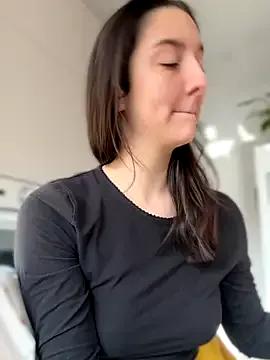 RealJuliette from StripChat is Freechat