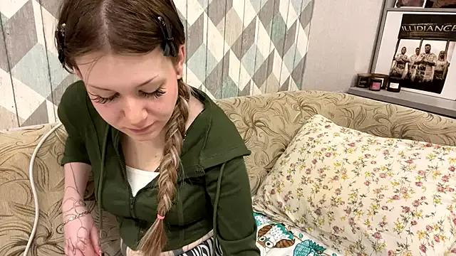 RebelKitsune from StripChat is Freechat