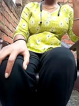 Rekha_89 from StripChat