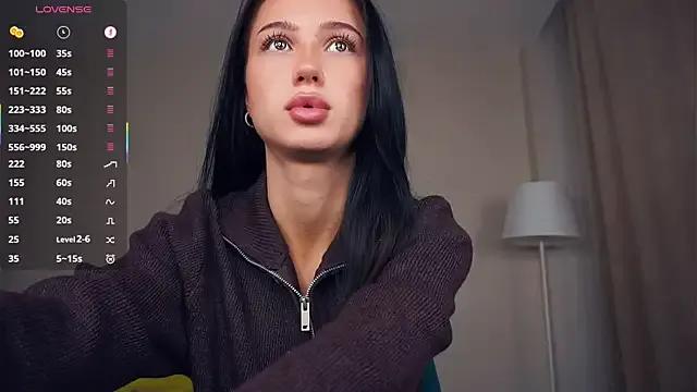 RendaBaatz from StripChat is Freechat