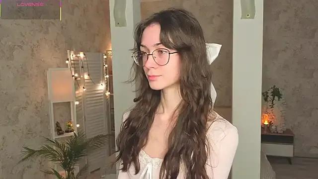 ReneeLippeatt from StripChat is Freechat