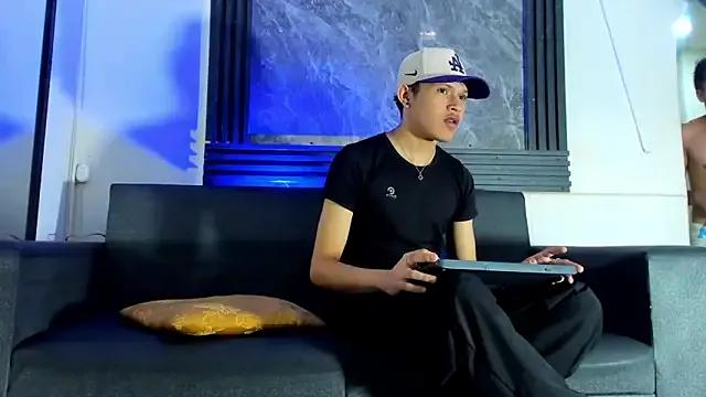 Find your cherished anal broadcaster match with our advanced interactive search and filtering options, allowing you to tailor-make your live event desires.