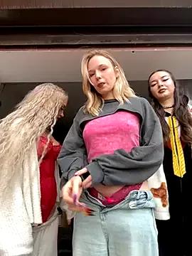 RollDolls from StripChat is Freechat