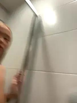 RollDolls from StripChat