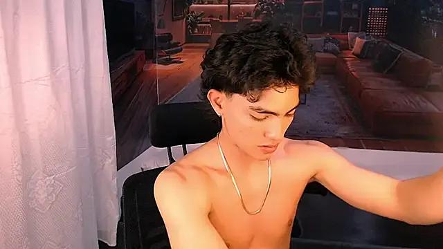 RomeoMillerr from StripChat is Freechat
