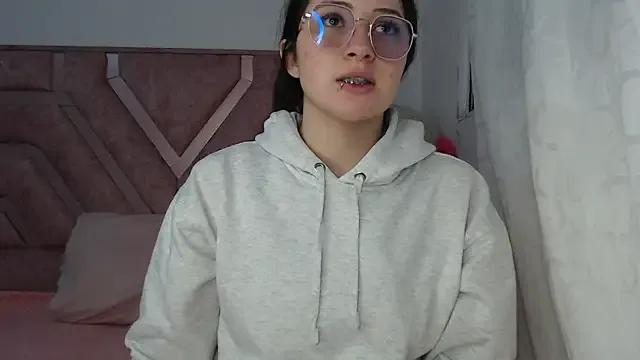 Rosaline_Baker- from StripChat is Freechat