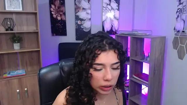 Find your cherished anal broadcaster match with our advanced interactive search and filtering options, allowing you to tailor-make your live event desires.