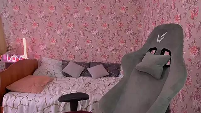 roselolly from StripChat is Freechat