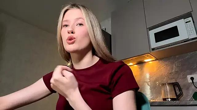 Ruby_Blonde_Photik from StripChat is Freechat