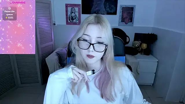 Find your cherished anal broadcaster match with our advanced interactive search and filtering options, allowing you to tailor-make your live event desires.