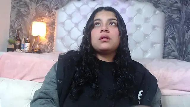 RylieRoss from StripChat is Freechat